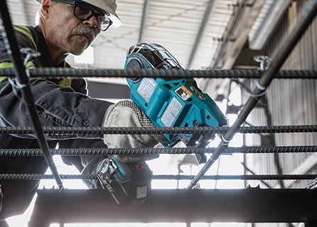 Makita 龙诚赛车168网站 18V LXT Rebar Tying Tool (XRT01)